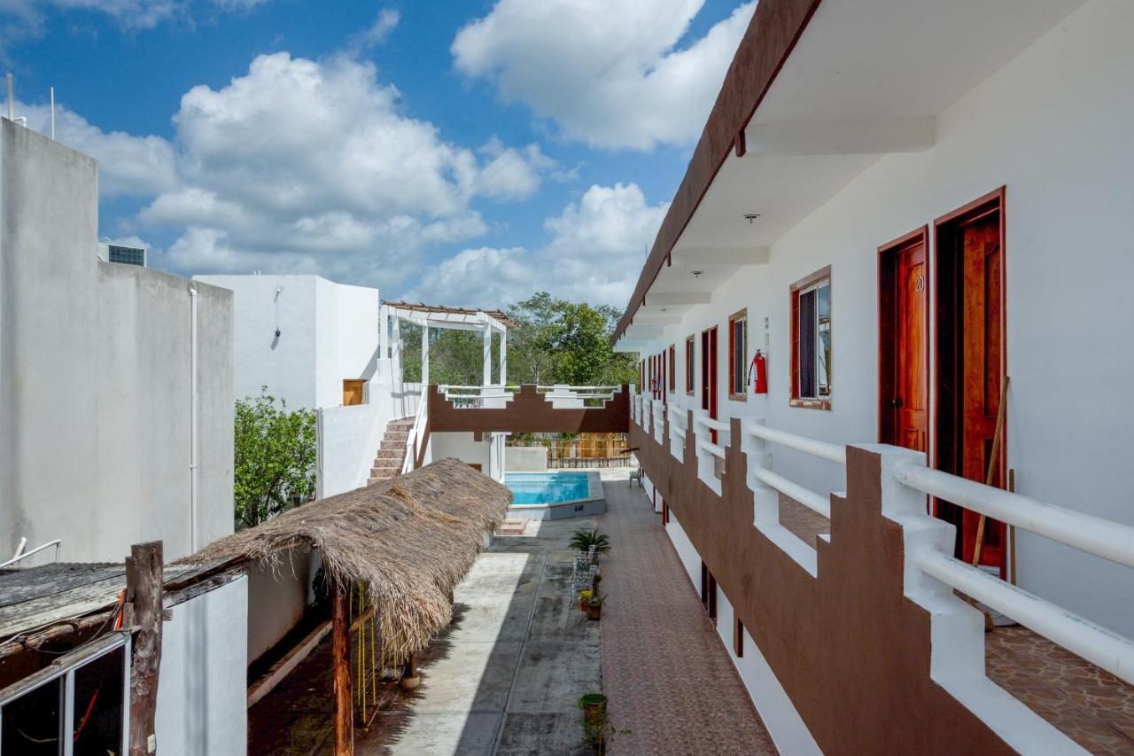 Oyo Hotel Palma Real Tulum Exterior photo