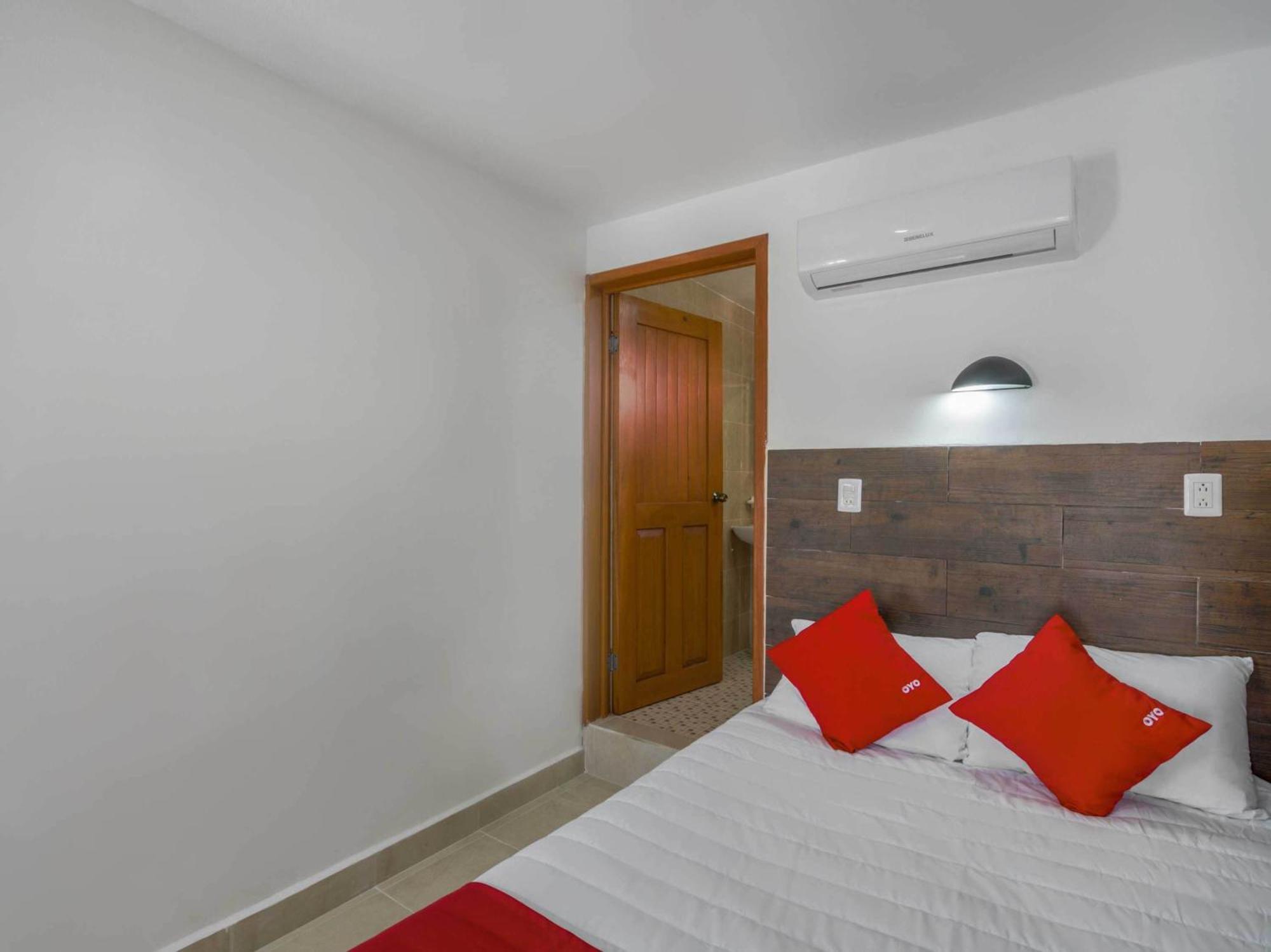 Oyo Hotel Palma Real Tulum Exterior photo