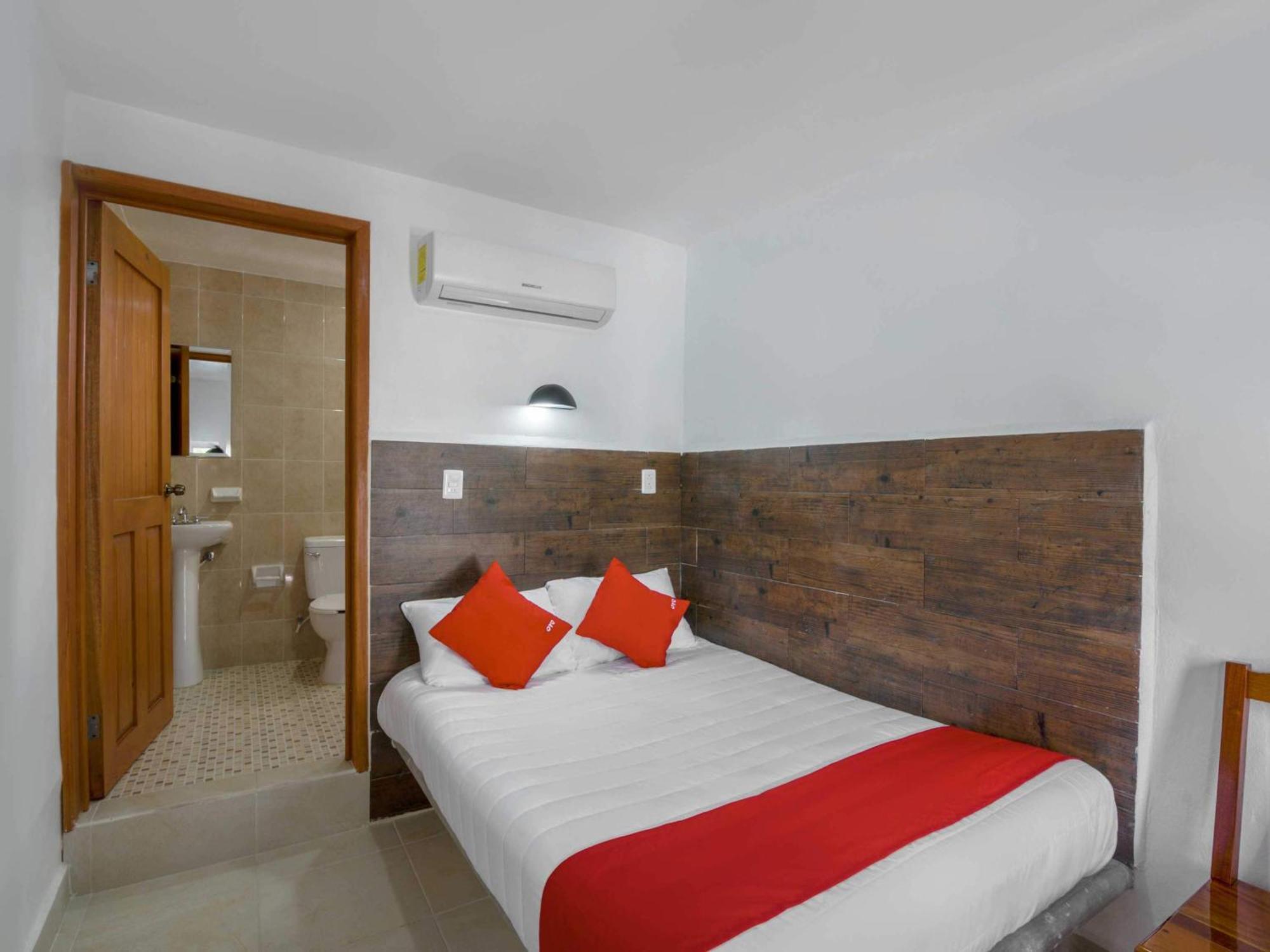 Oyo Hotel Palma Real Tulum Exterior photo