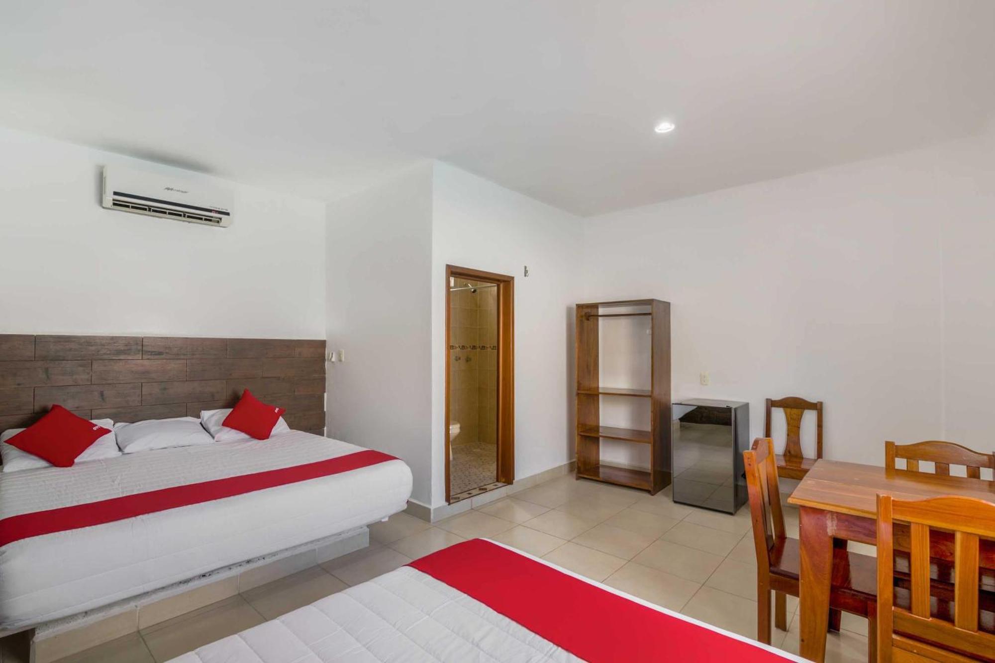 Oyo Hotel Palma Real Tulum Exterior photo