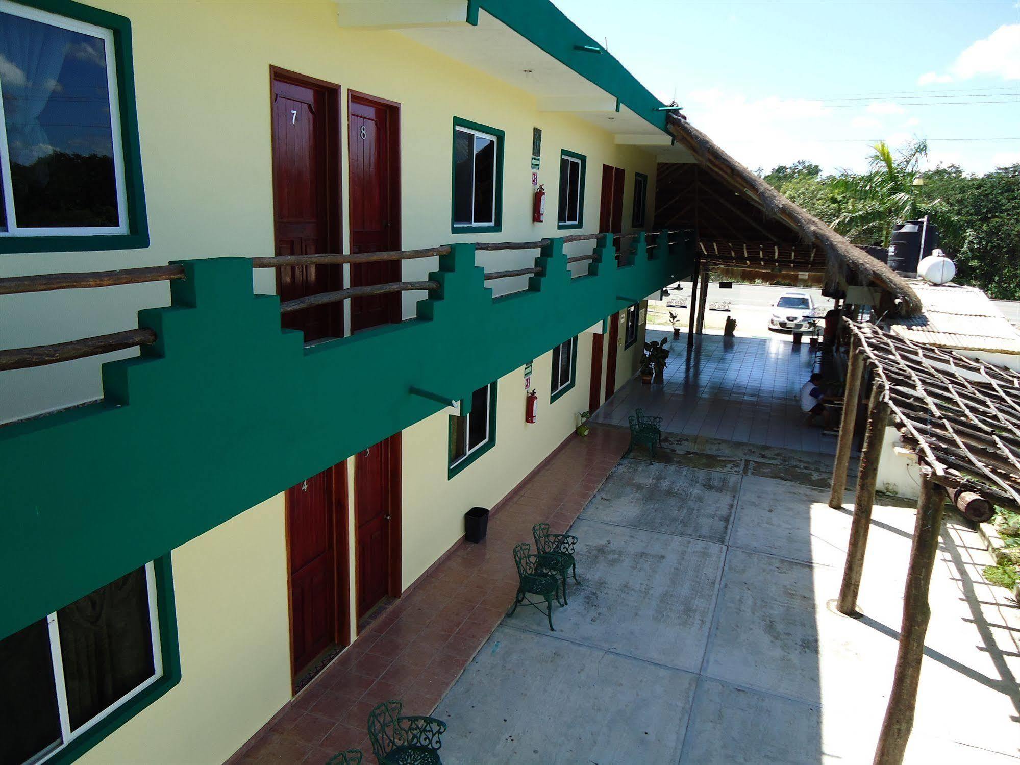 Oyo Hotel Palma Real Tulum Exterior photo